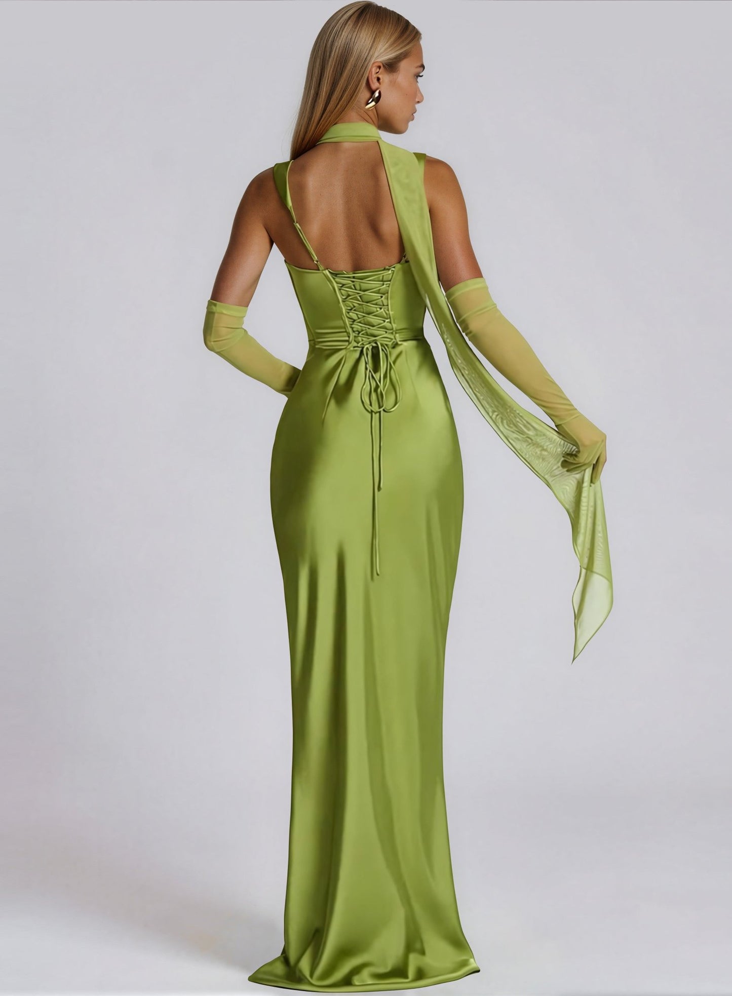 Maze maxi dress - 𝘽𝙖𝙨𝙞𝙘 𝙇𝙞𝙣𝙚