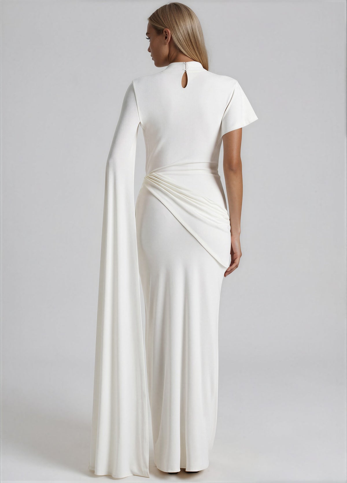 Bari maxi dress - 𝘽𝙖𝙨𝙞𝙘 𝙇𝙞𝙣𝙚