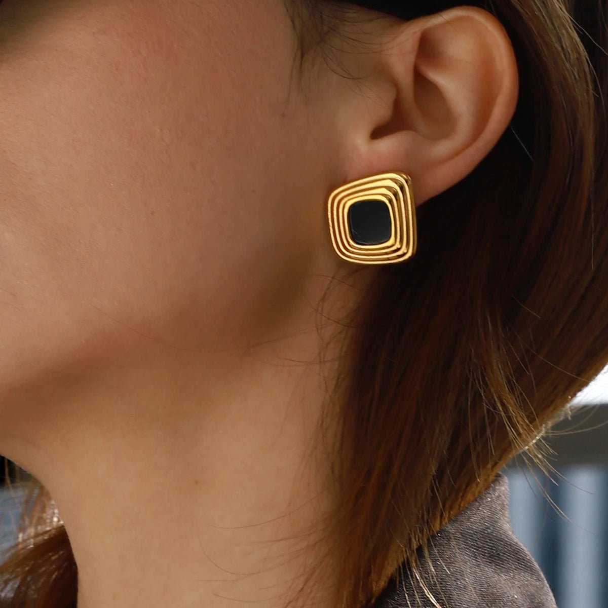 Shiri earrings - 𝘽𝙖𝙨𝙞𝙘 𝙇𝙞𝙣𝙚