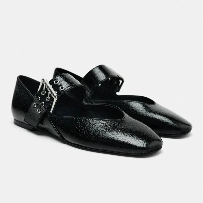 Maya flat shoes