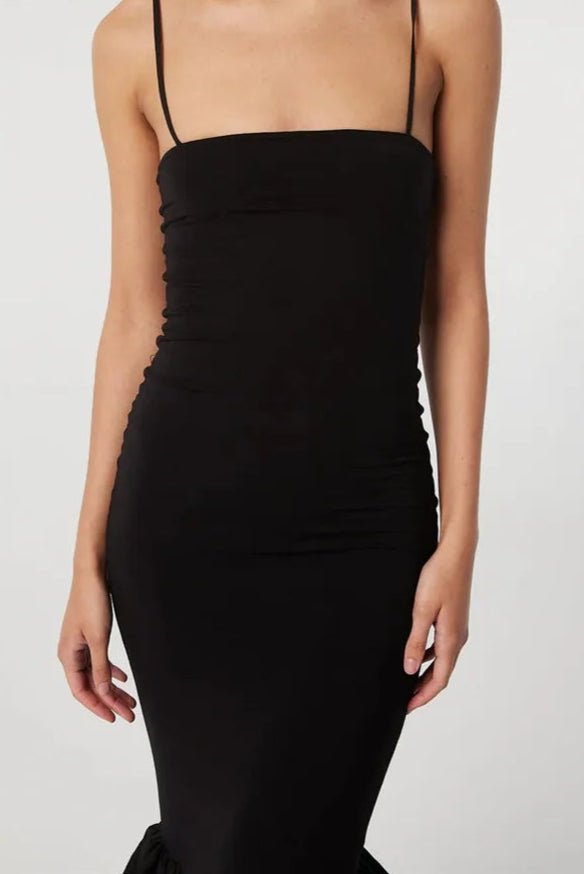 Jenifer midi dress - 𝘽𝙖𝙨𝙞𝙘 𝙇𝙞𝙣𝙚