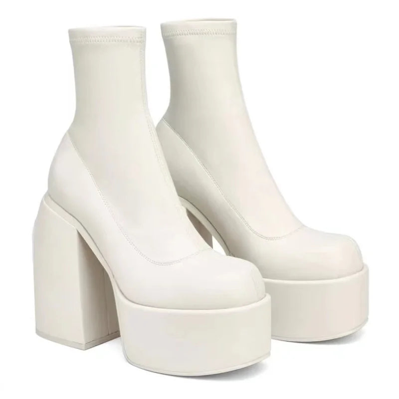 Yuval boots