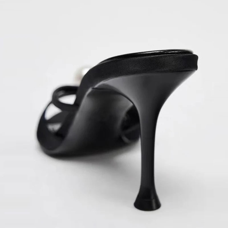 Maya heels