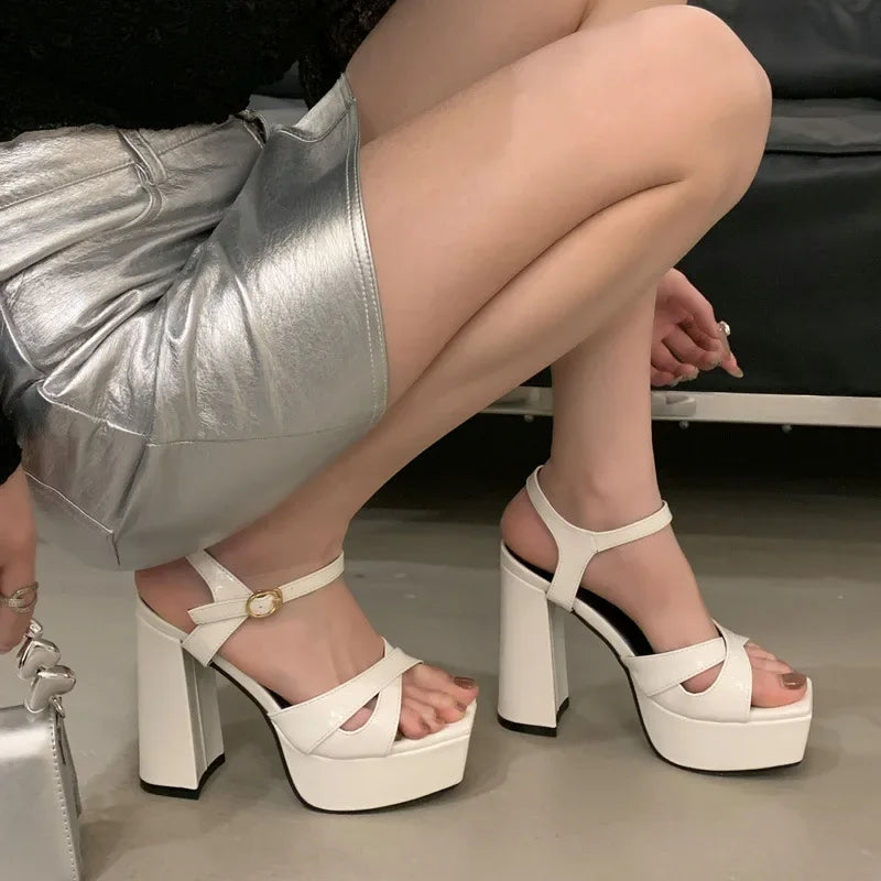 Yali heels