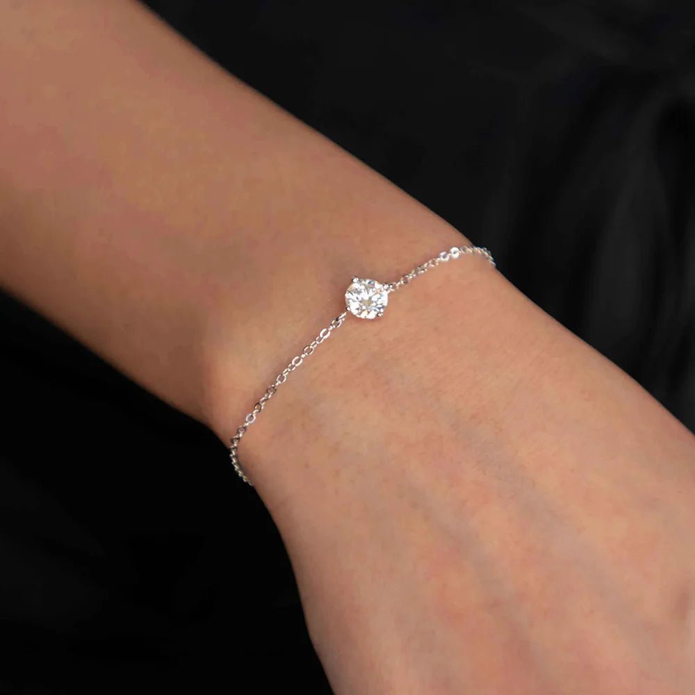 Bracelets with Moissanite stone - 𝘽𝙖𝙨𝙞𝙘 𝙇𝙞𝙣𝙚