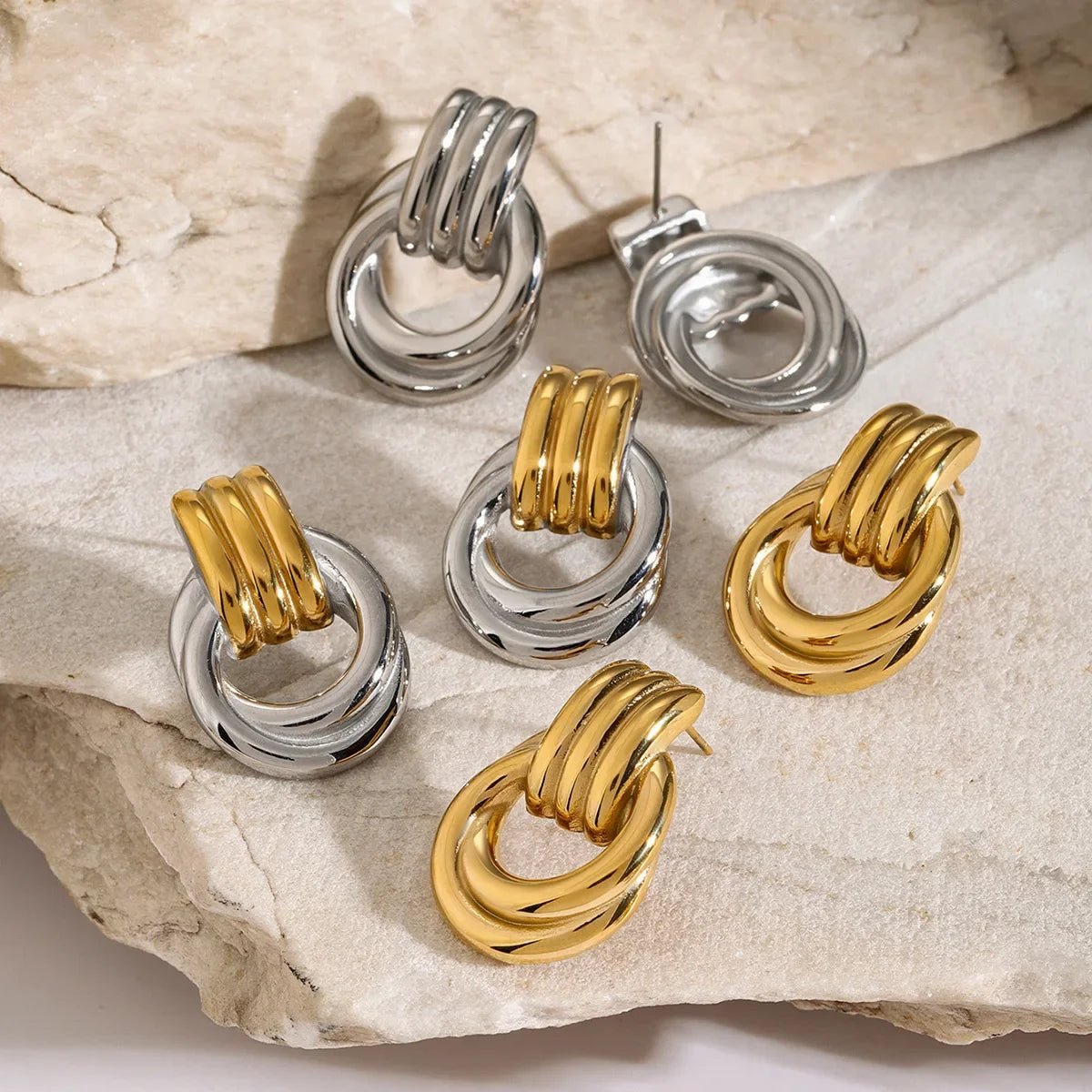 Noa earrings - 𝘽𝙖𝙨𝙞𝙘 𝙇𝙞𝙣𝙚