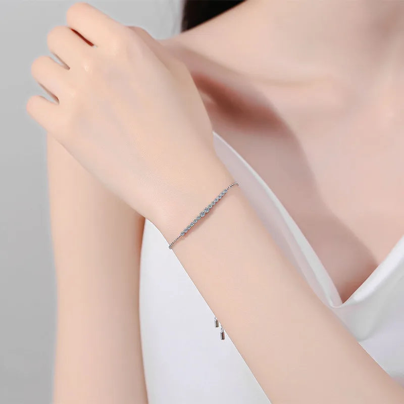 Bracelets with Moissanite stone