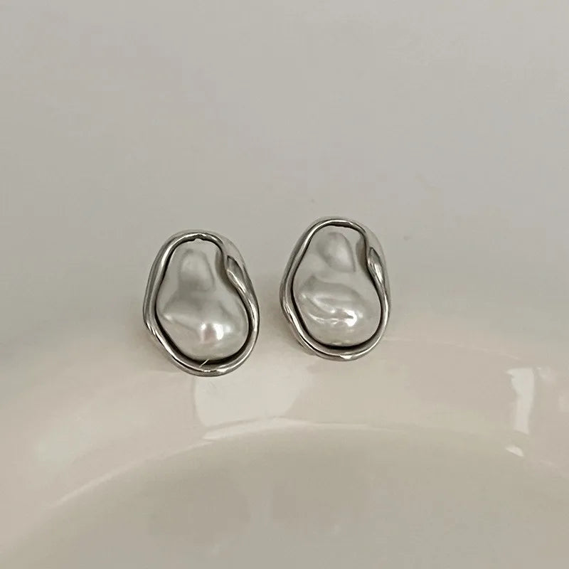 Emi earrings