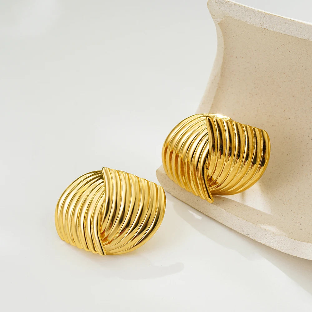 Yuni earrings