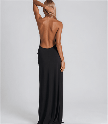 Emma maxi dress - 𝘽𝙖𝙨𝙞𝙘 𝙇𝙞𝙣𝙚