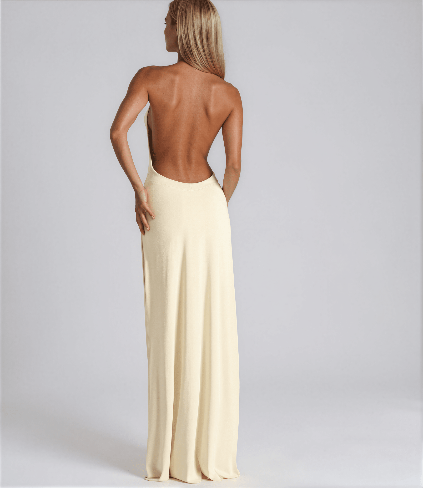Emma maxi dress - 𝘽𝙖𝙨𝙞𝙘 𝙇𝙞𝙣𝙚