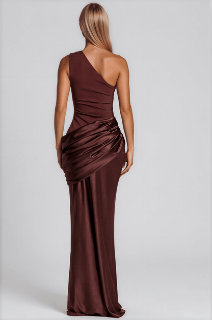 Toni maxi dress - 𝘽𝙖𝙨𝙞𝙘 𝙇𝙞𝙣𝙚