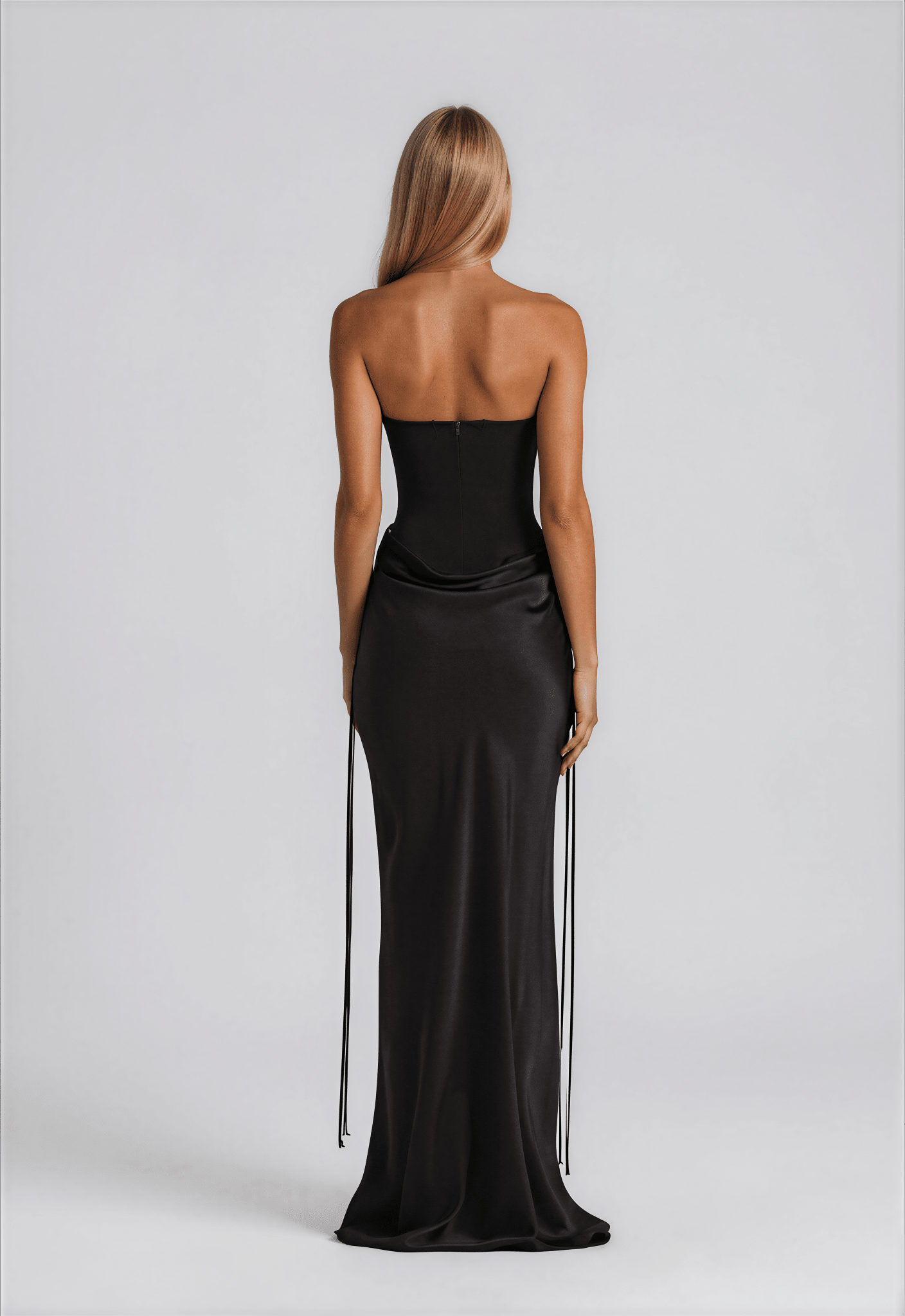 Alor maxi dress - 𝘽𝙖𝙨𝙞𝙘 𝙇𝙞𝙣𝙚