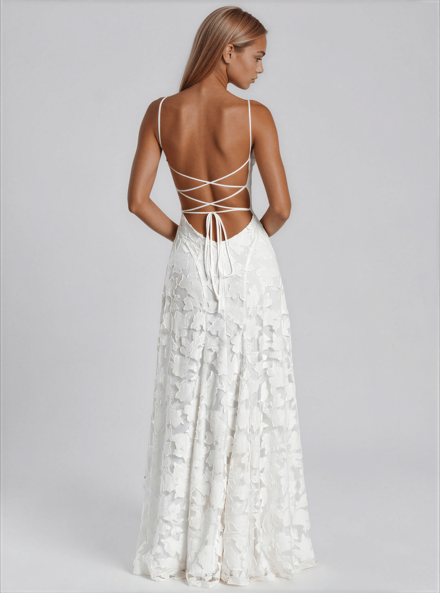 Hilli maxi dress - 𝘽𝙖𝙨𝙞𝙘 𝙇𝙞𝙣𝙚