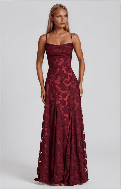 Hilli maxi dress - 𝘽𝙖𝙨𝙞𝙘 𝙇𝙞𝙣𝙚