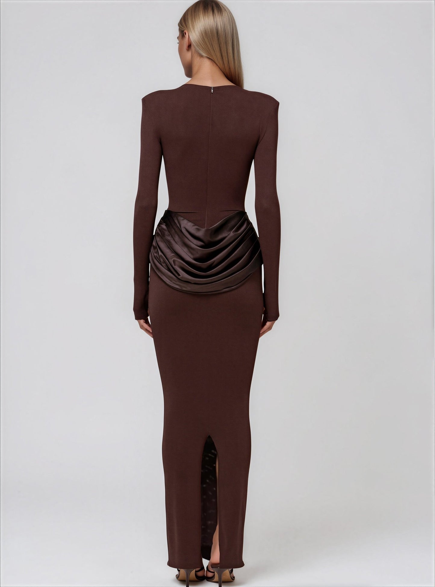 Jessy maxi dress - 𝘽𝙖𝙨𝙞𝙘 𝙇𝙞𝙣𝙚