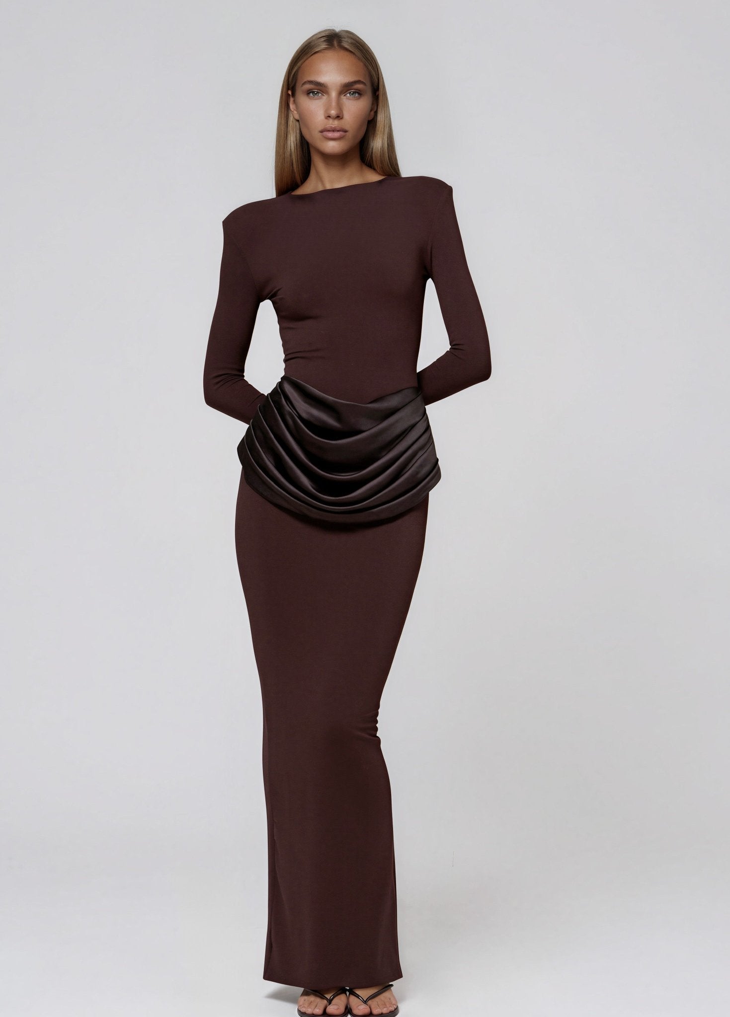 Jessy maxi dress - 𝘽𝙖𝙨𝙞𝙘 𝙇𝙞𝙣𝙚