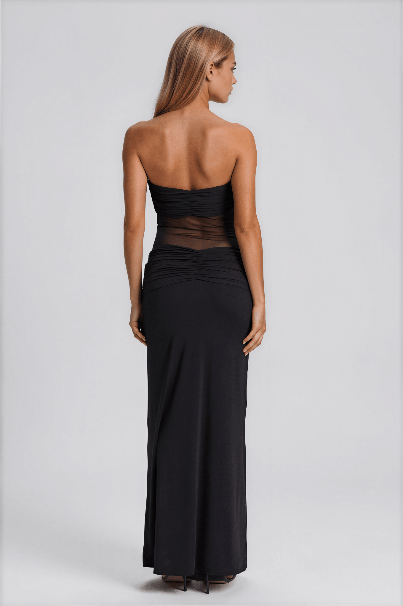 Mishi maxi dress - 𝘽𝙖𝙨𝙞𝙘 𝙇𝙞𝙣𝙚