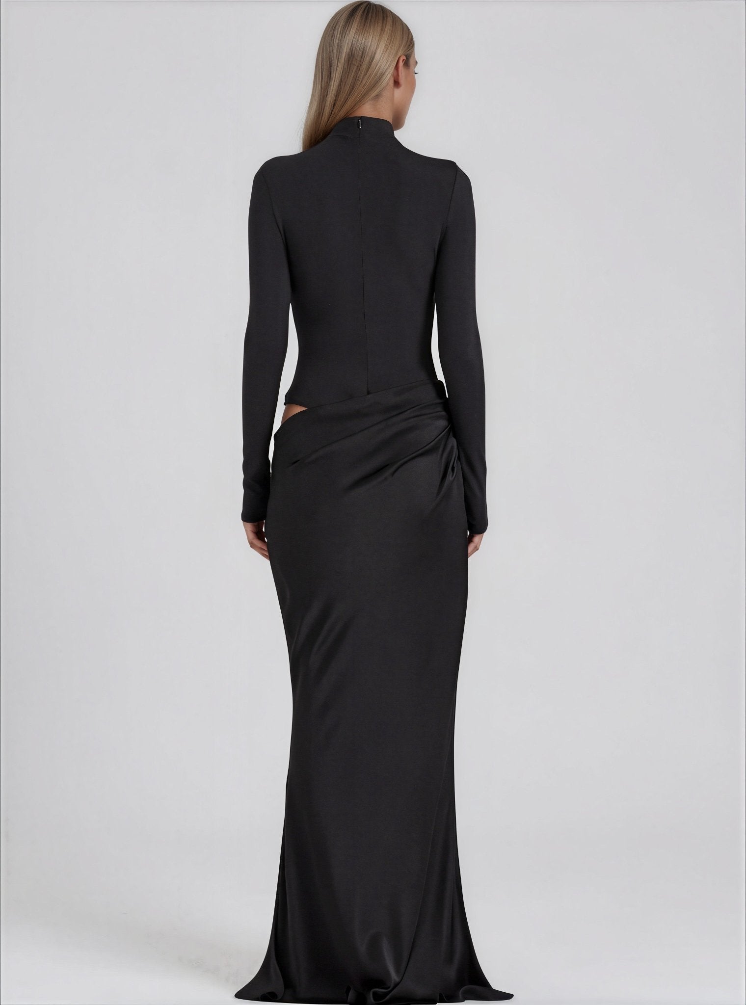 Kim maxi dress - 𝘽𝙖𝙨𝙞𝙘 𝙇𝙞𝙣𝙚