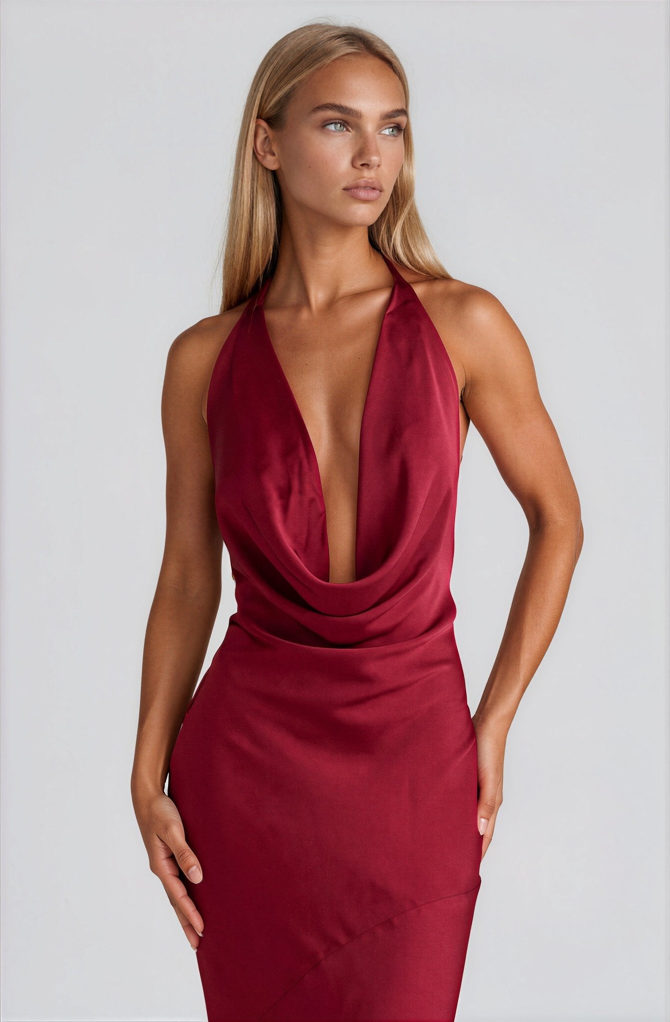 Yali maxi dress - 𝘽𝙖𝙨𝙞𝙘 𝙇𝙞𝙣𝙚