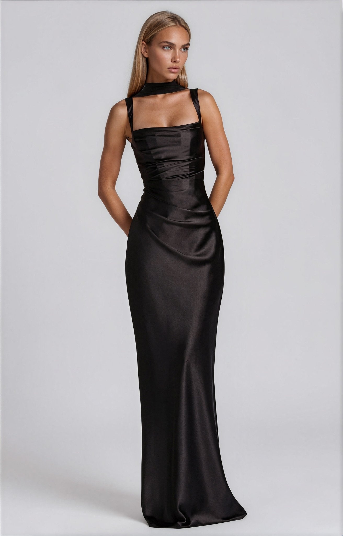 Maze maxi dress - 𝘽𝙖𝙨𝙞𝙘 𝙇𝙞𝙣𝙚