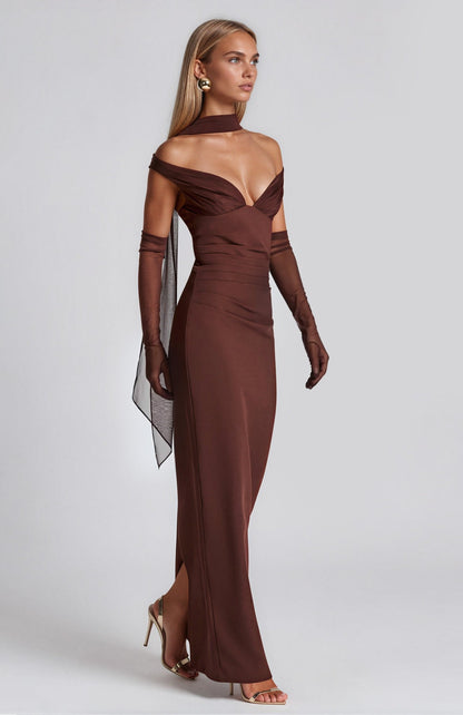 Ellie maxi dress - 𝘽𝙖𝙨𝙞𝙘 𝙇𝙞𝙣𝙚