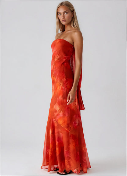 Coral maxi dress - 𝘽𝙖𝙨𝙞𝙘 𝙇𝙞𝙣𝙚