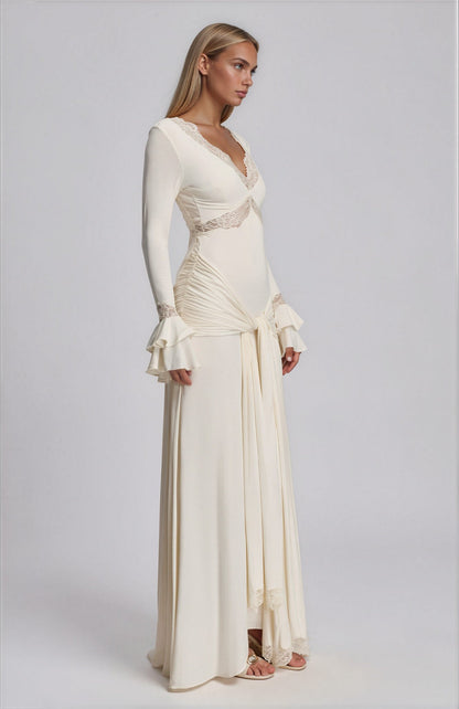 Aria maxi dress - 𝘽𝙖𝙨𝙞𝙘 𝙇𝙞𝙣𝙚
