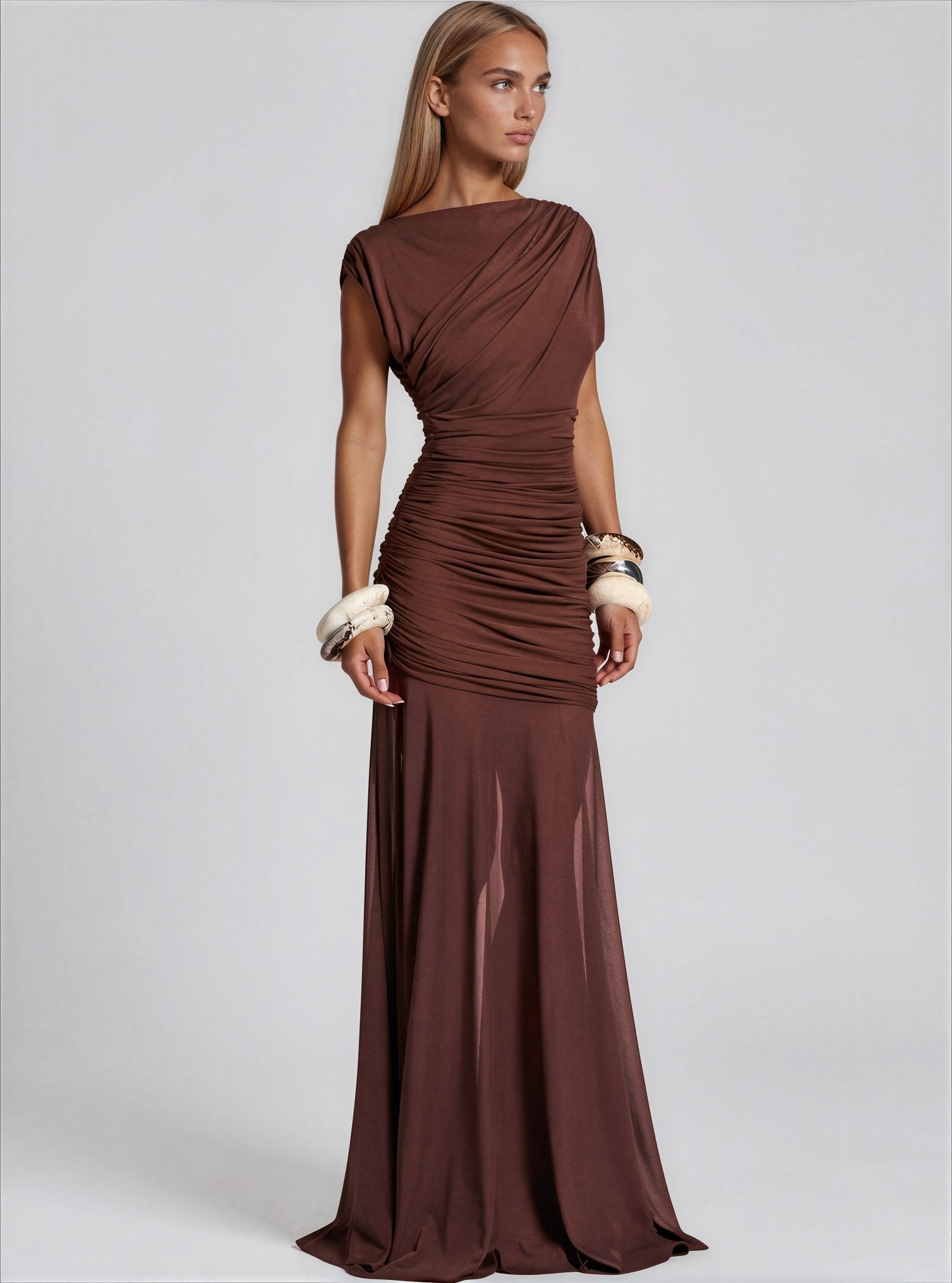 Mor maxi dress - 𝘽𝙖𝙨𝙞𝙘 𝙇𝙞𝙣𝙚