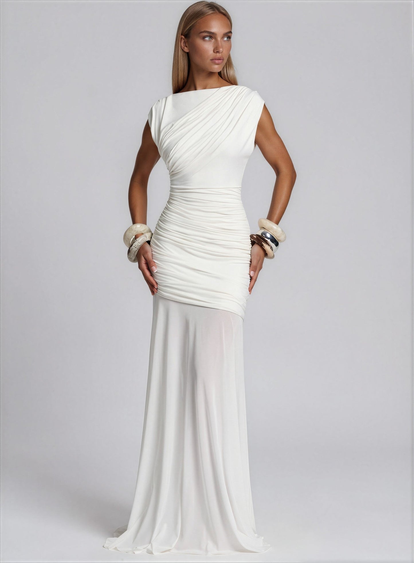 Mor maxi dress - 𝘽𝙖𝙨𝙞𝙘 𝙇𝙞𝙣𝙚