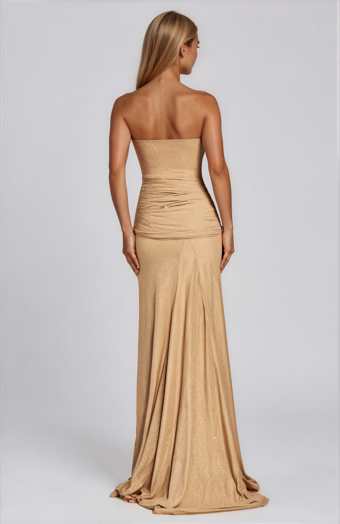 Viva maxi dress - 𝘽𝙖𝙨𝙞𝙘 𝙇𝙞𝙣𝙚
