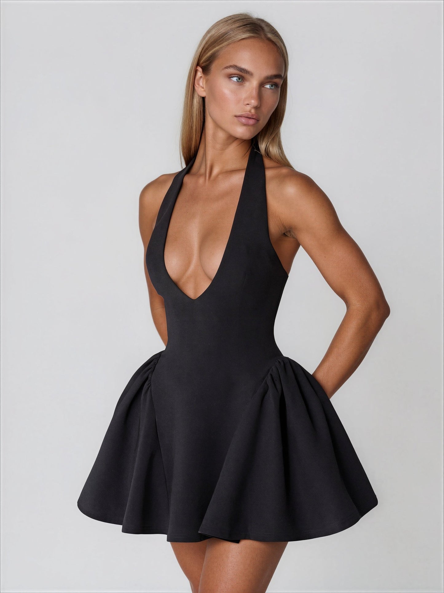 Deli mini dress - 𝘽𝙖𝙨𝙞𝙘 𝙇𝙞𝙣𝙚