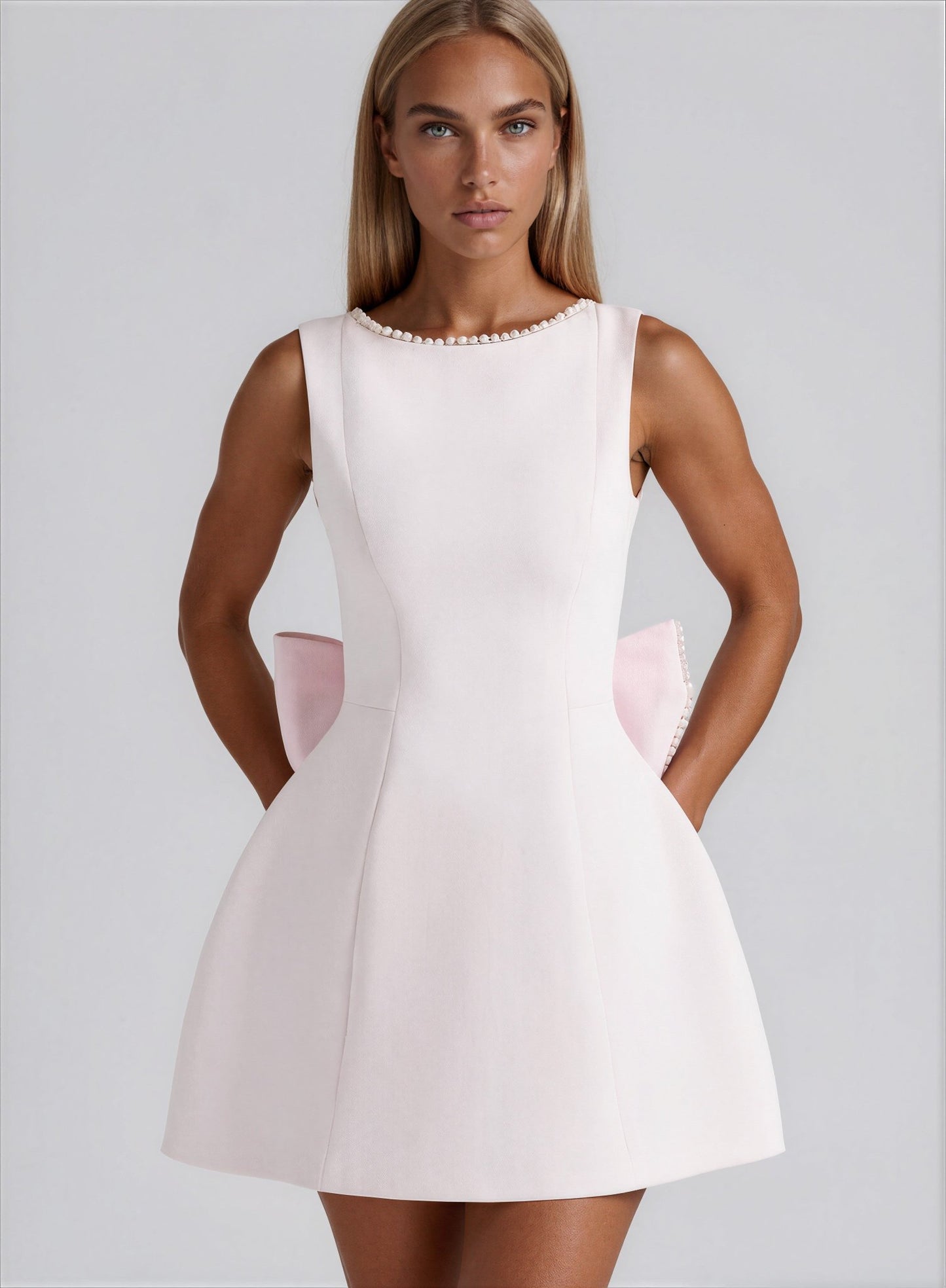 Lori mini dress - 𝘽𝙖𝙨𝙞𝙘 𝙇𝙞𝙣𝙚