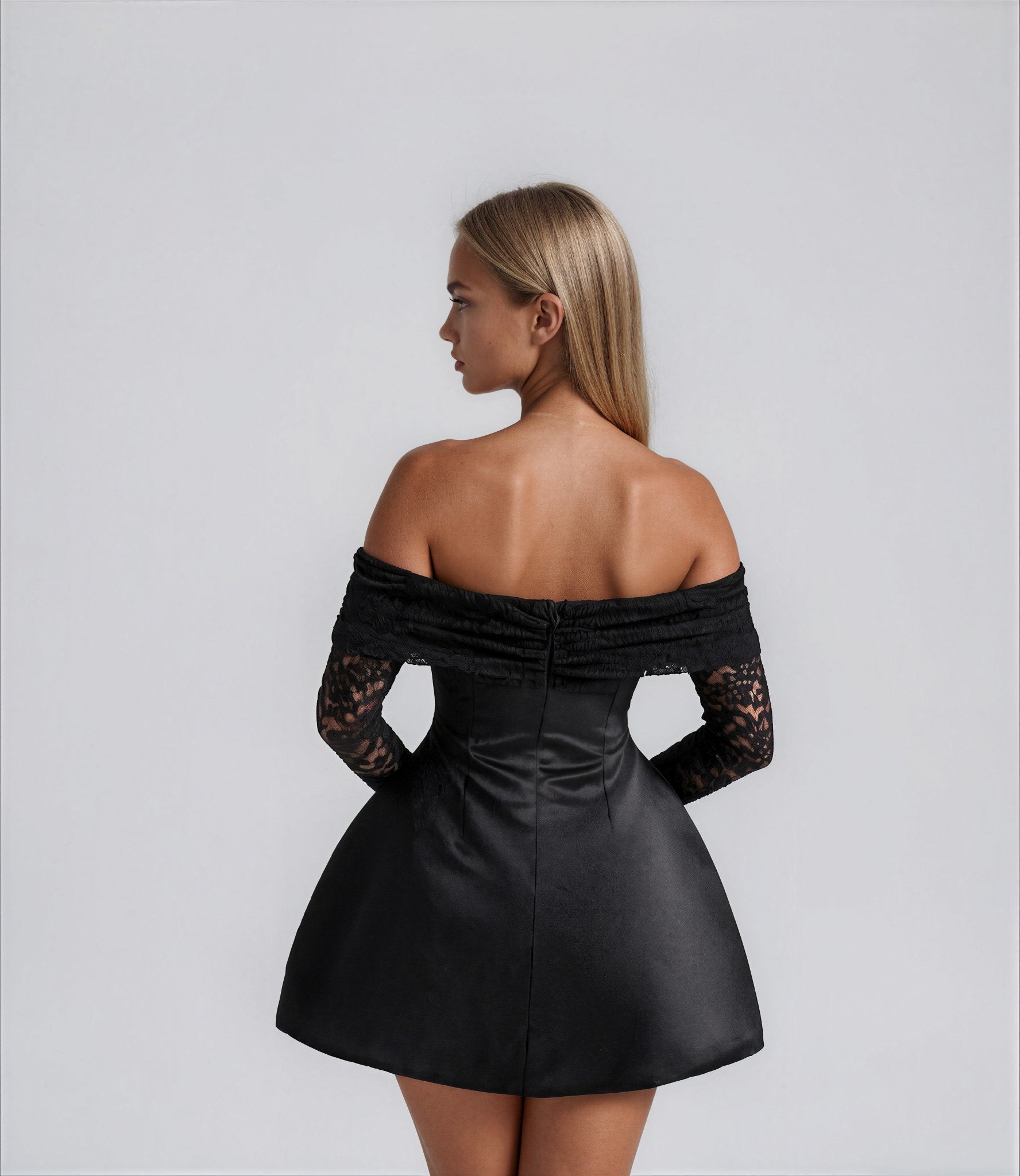 Dana mini dress - 𝘽𝙖𝙨𝙞𝙘 𝙇𝙞𝙣𝙚