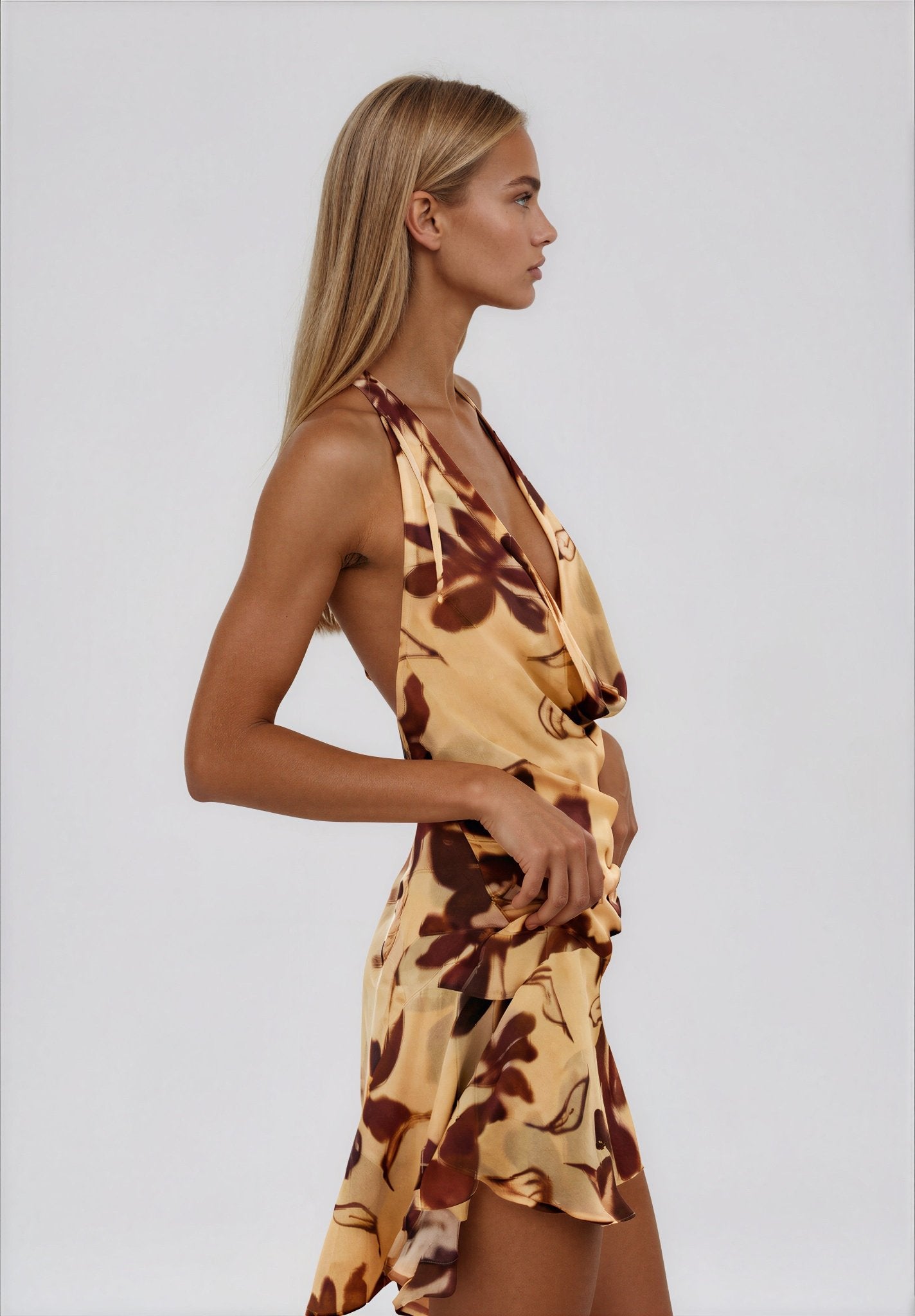 Tropical mini dress - 𝘽𝙖𝙨𝙞𝙘 𝙇𝙞𝙣𝙚