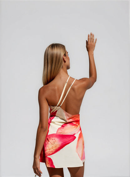 Tamar mini dress - 𝘽𝙖𝙨𝙞𝙘 𝙇𝙞𝙣𝙚