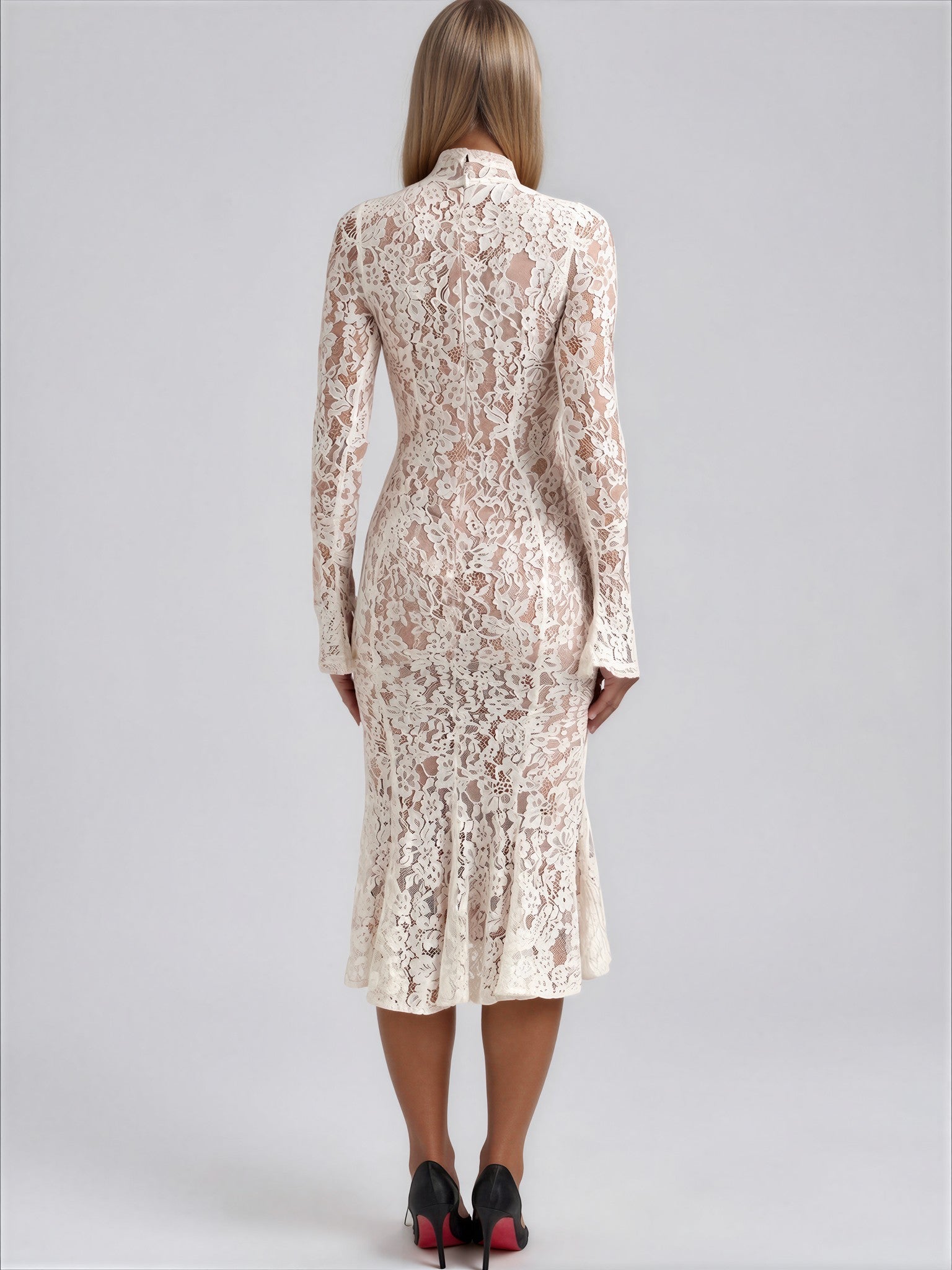 Naama midi dress - 𝘽𝙖𝙨𝙞𝙘 𝙇𝙞𝙣𝙚