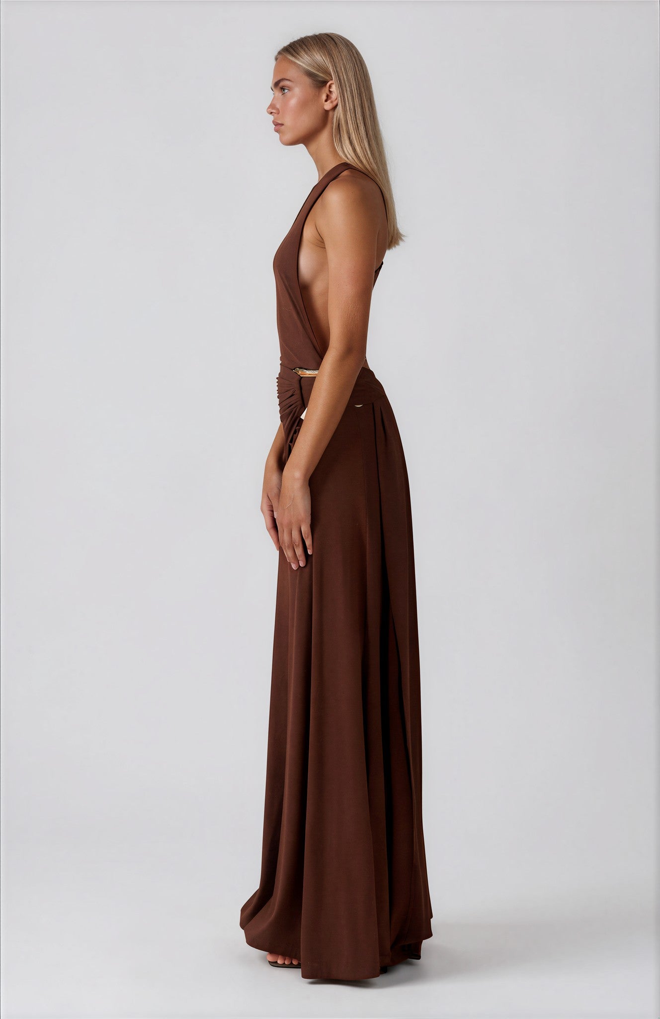 Adel maxi dress - 𝘽𝙖𝙨𝙞𝙘 𝙇𝙞𝙣𝙚