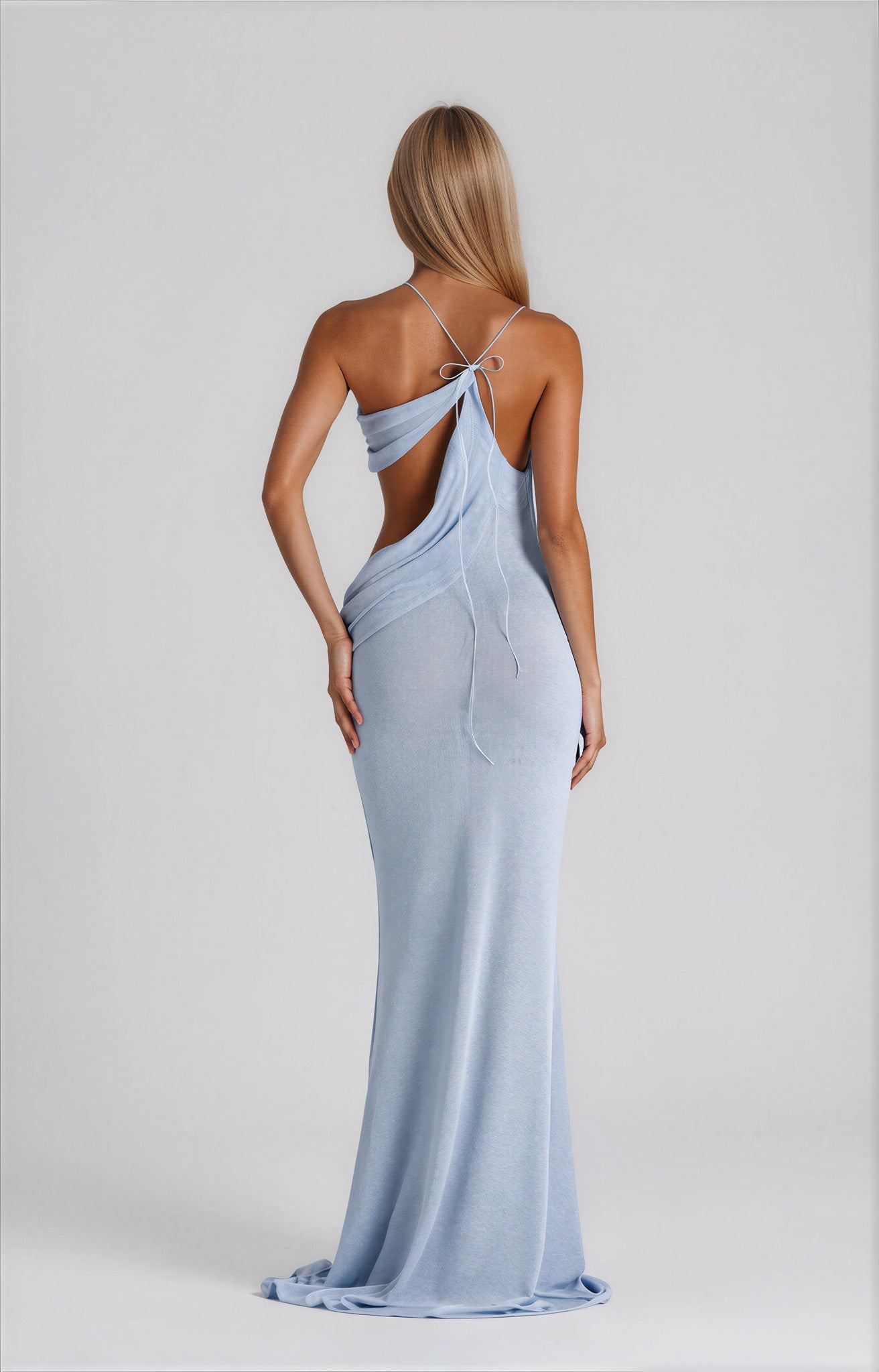 Kai maxi dress - 𝘽𝙖𝙨𝙞𝙘 𝙇𝙞𝙣𝙚