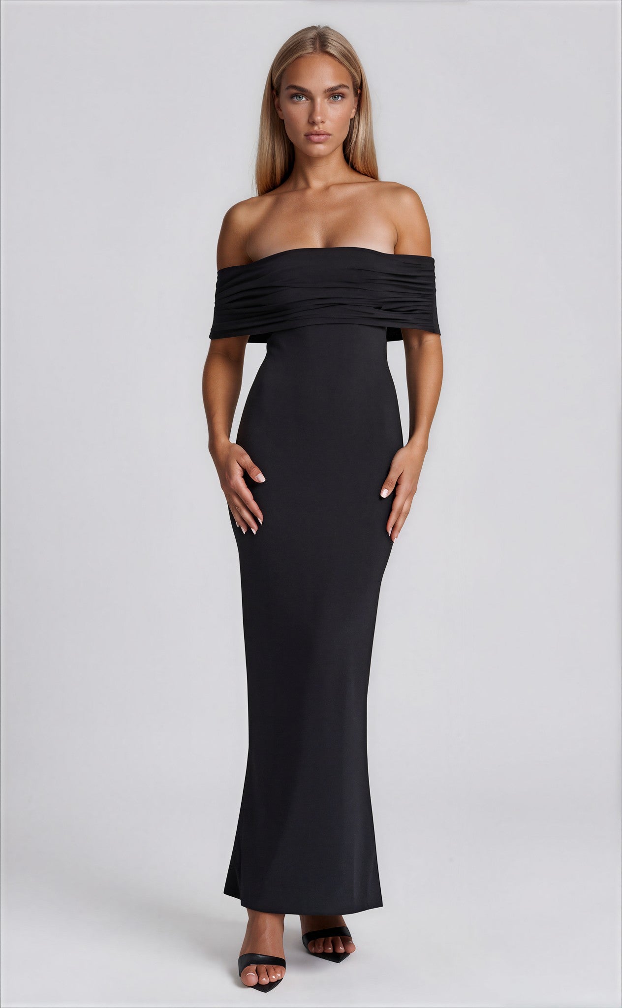 Dani maxi dress - 𝘽𝙖𝙨𝙞𝙘 𝙇𝙞𝙣𝙚