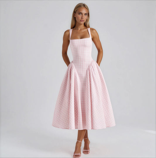 Stephanie midi dress - 𝘽𝙖𝙨𝙞𝙘 𝙇𝙞𝙣𝙚