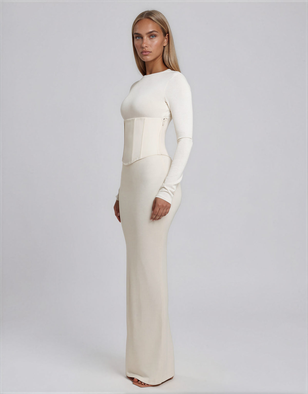 Maya maxi dress - 𝘽𝙖𝙨𝙞𝙘 𝙇𝙞𝙣𝙚