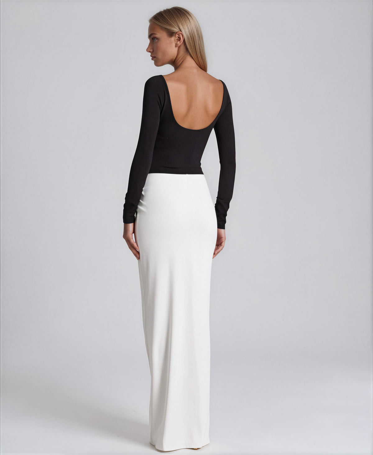 Alma maxi dress - 𝘽𝙖𝙨𝙞𝙘 𝙇𝙞𝙣𝙚
