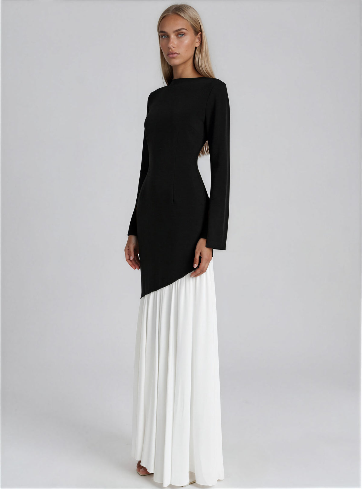 Julia maxi dress - 𝘽𝙖𝙨𝙞𝙘 𝙇𝙞𝙣𝙚