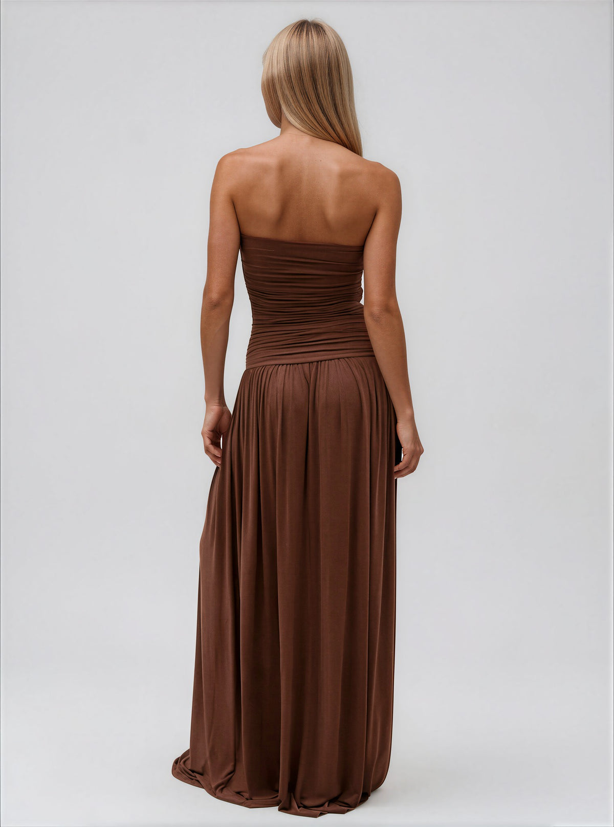 Maor maxi dress - 𝘽𝙖𝙨𝙞𝙘 𝙇𝙞𝙣𝙚
