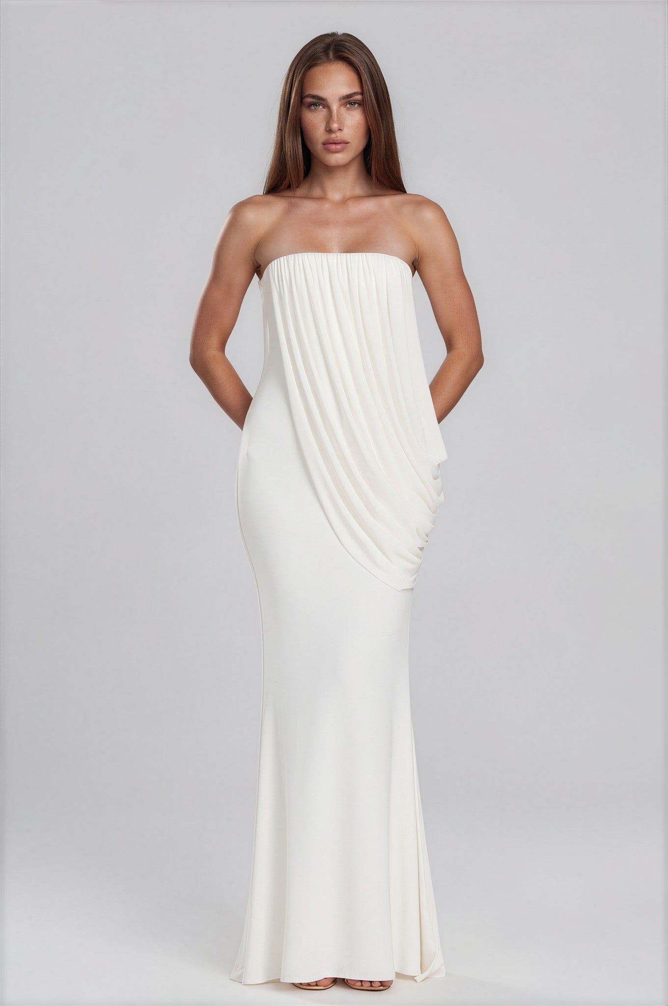 Ariel maxi dress - 𝘽𝙖𝙨𝙞𝙘 𝙇𝙞𝙣𝙚