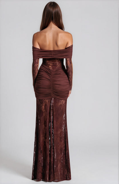 Shei maxi dress - 𝘽𝙖𝙨𝙞𝙘 𝙇𝙞𝙣𝙚