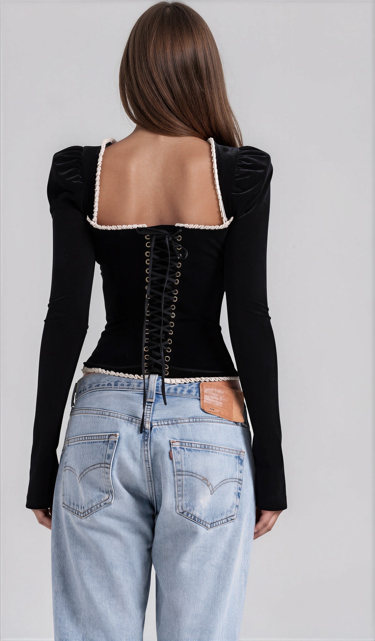 Loren top - 𝘽𝙖𝙨𝙞𝙘 𝙇𝙞𝙣𝙚