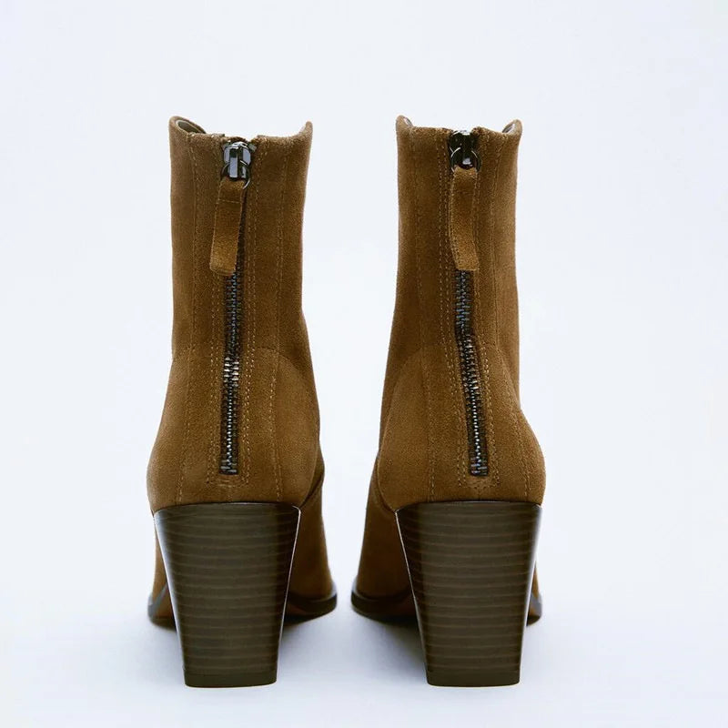 Maya boots