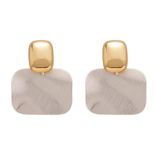 Einav earrings - 𝘽𝙖𝙨𝙞𝙘 𝙇𝙞𝙣𝙚